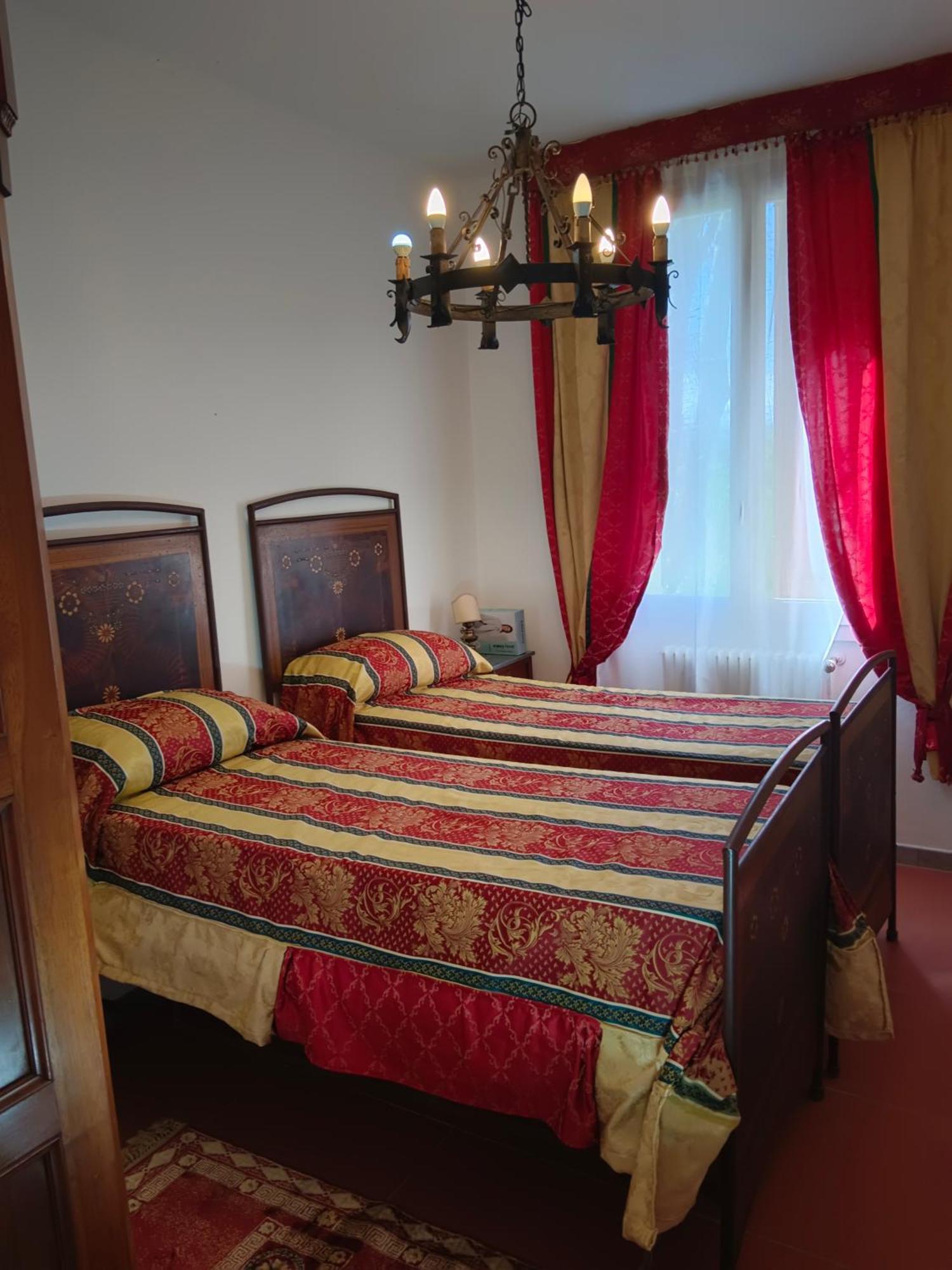La Maison Rouge Crespellano Extérieur photo
